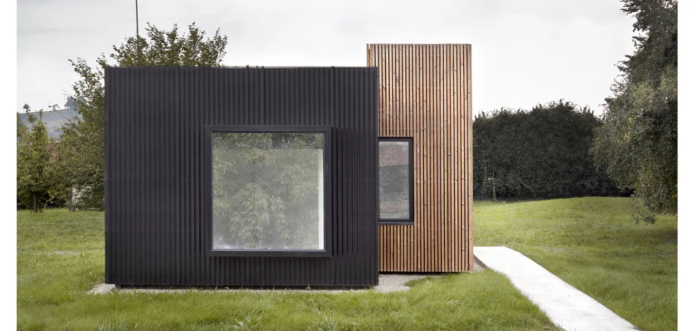 B HOME-157_buildingCompressFormat